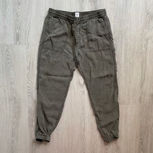 GAP Cargo Pants